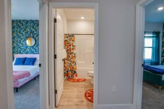 Citrus Cottage: Comfy - Hwy 10 - Peaceful Retreat - Tallahassee - 2