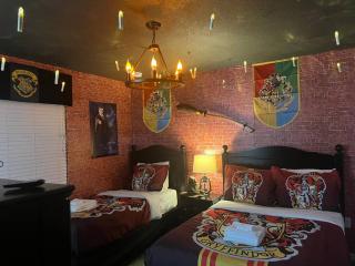 Luxury villa 9BR/6BA/theater/Pool/Spa/smart tv - 4