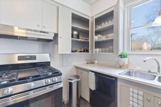 Tulsa Vintage Chic Cottage - King Bed Expo, TU, Dtwn - 4