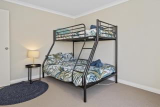 Ocean Breeze Homestead - Mandurah - 5