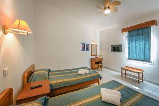 Lazaridis Luxury Studios & Apartments - Nea Roda - 1