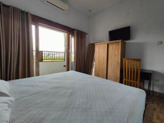 Siberian Monkey Villa - 2