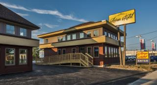 Aarya Hotel By Niagara Fashion Outlets - Niagara Falls - 8