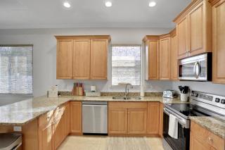 Sunshine Paradise - 1