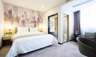The Best Time Hotel Pazhou-Free shuttle bus for canton fair - Canton - 0