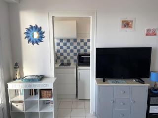 Studio moderne face mer avec grand balcon à Saint-Jean-de-Monts, classé 1* - FR-1-323-431 - Saint-Jean-de-Monts - 1