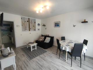 Appartement cosy à 220m de la plage avec terrasse privée, proche centre et forêt - St Jean de Monts - FR-1-323-463 - Saint-Jean-de-Monts - 5