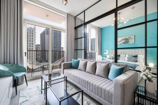 Beautiful 1 Bedroom Dubai Hills with Pool View - 0