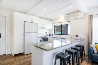 The Relax Shack - Pet Friendly - 8 Mins Walk to Beach - Culburra Beach - 6