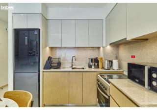 bnbmehomes- Burj Royale - Dubai - 1