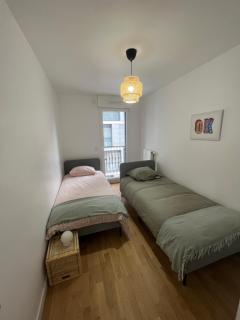 appartement 4 pièces spacieux grande terrasse - Clichy - 1