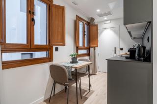 Limehome Vitoria Palacio de los Álava-Velasco - Vitoria-Gasteiz - 6