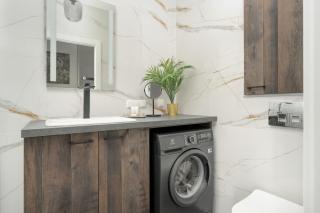 City Center Apartments with GYM & FREE GARAGE Poznań by Noclegi Renters - Poznań - 4
