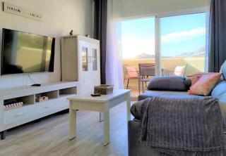 Deluxe Apartment in BenalBeach with Beach Views - Benalmádena - 8