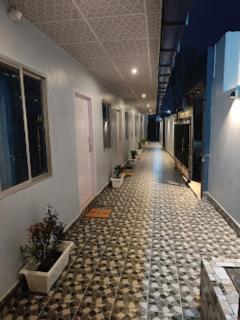 The Corner Inn (Lodge) Guwahati - Guwahati - 5