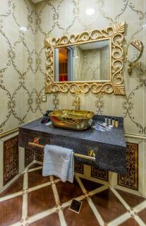 Manor Luxury Hotel Baku - Bakoe - 2