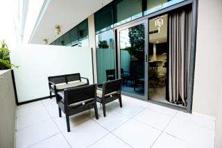 Brown Stone - Pool & City View Merano - Dubai - 5
