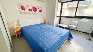 Modern 2 Bd Next To Rue Dantibes - Cannes - 9