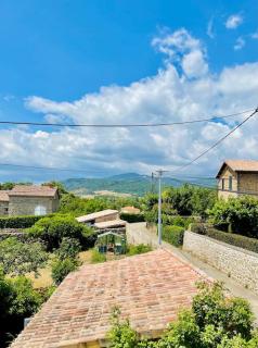 Agréable maison de village avec balcon - Roiffieux - 3