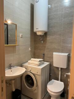 Sleep-Enjoy Apartment - 2