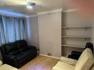 Inviting 2-Bed Apartment in Southampton - Southampton - 6