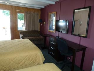 Country Squire Motel - Arnprior - 6