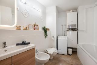 Spacious rooftop home with parliament&Danube view - 4