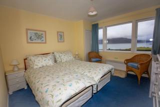Ormsaig Wooden Cottage - - 2