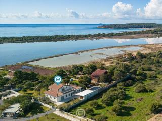 Golden Dunes Villa - Porto Pino - 0