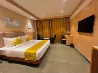 Luxo Kochi - Ernakulam - 7