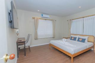 RoomQuest The Peak Patong Hill - Patong Beach - 9