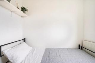 Spacious Room with City Skyline Views close to London Eye - 4