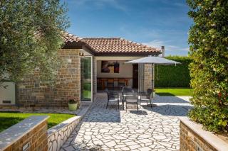 Rustic villa Inga with pool and grill in Buje - Buje - 7
