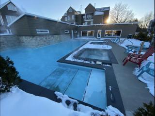 Condos Vacances MSA 2CH AVEC PISCINE ET SPAS EXTERIEURS GRATUITS 4 SAISONS!! - Beaupré - 0