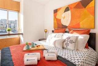 Host Wise - Comfy Charming Flat w Netflix - Ace Location - Oporto - 6