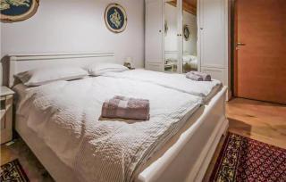 Amazing Home In Oljasi With Sauna - - 1