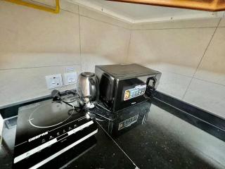 1o mins to metro. New. Stylish - 5