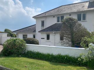 The Beach House Criccieth - 0