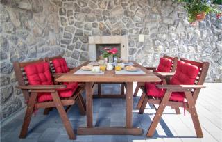 2 Bedroom Nice Home In Veprinac - 8