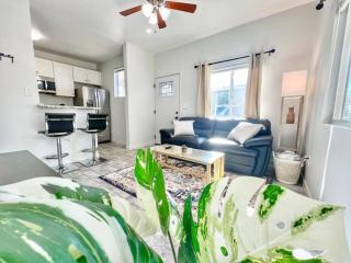 Charming Flat Near The City - San Diego - 5
