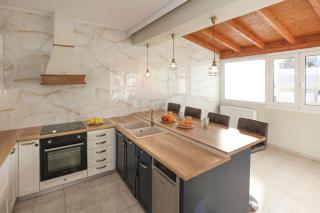 Luminous Penthouse big veranda by GHH - 1