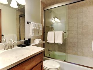 Timberline Condominiums 2 Bedroom Premier Unit B1D - 3