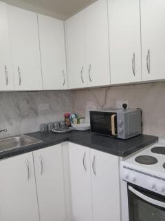 Good priced double bed rooms in harrow with shared bathrooms - Hatch End - 6