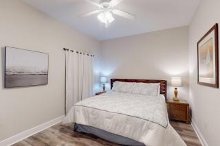 303 Palms of Treasure Island - St Pete Beach - 3