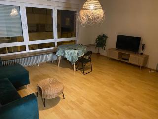WORKATION I Bali Taunus I 6 Personen viel PlatzI Waschmaschine I Trockner I Balkon - Kelkheim - 0
