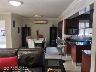 Waterkant Guests - White River - 1