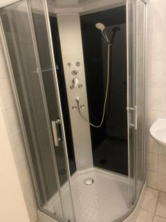 Cheap Apartment for 8 people. Vienna. 10th district - Vienne - 8