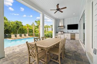 Sandtrapped - Destin - 2