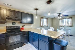 Cecil Vacation Rental Walk to Shawano Lake! - 2