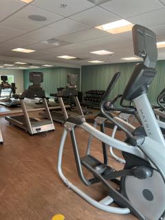 Holiday Inn Express & Suites Mobile - University Area by IHG - Mobile - 2